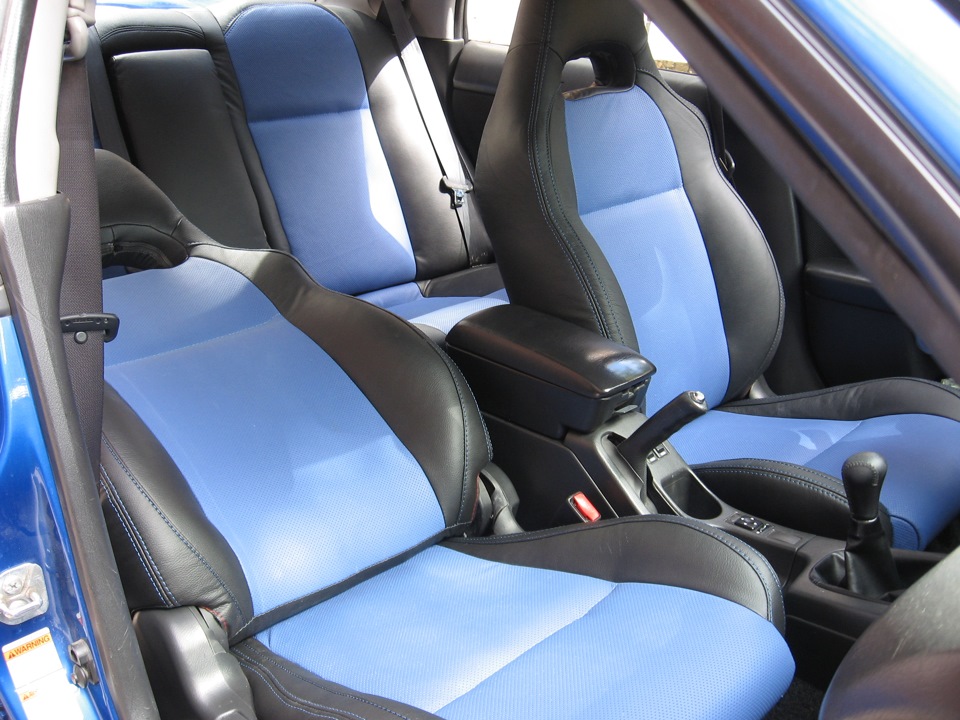 Чехлы сидений Subaru в Уссурийске